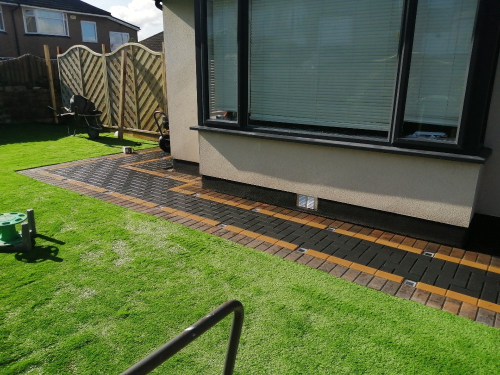 Pavers & Roofers in Merseyside